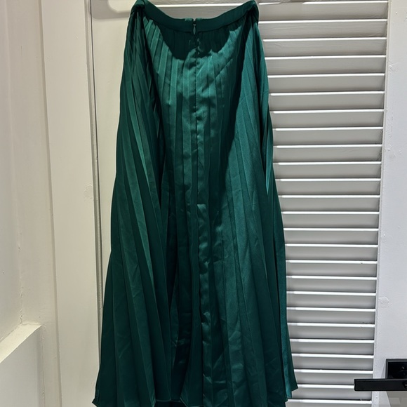 Forrest Green - Picture 3 of 3